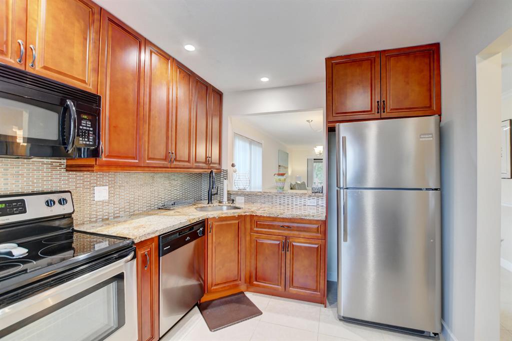 Fairways Of Boca Lago - Residential