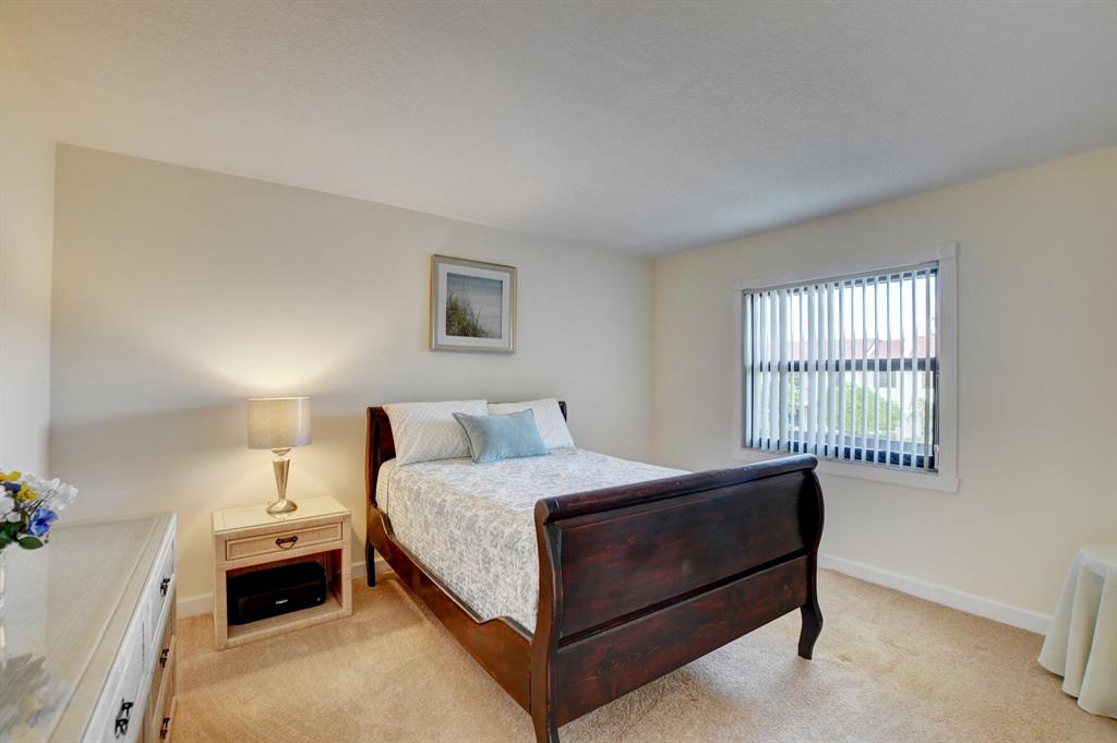 Fairways Of Boca Lago - Residential