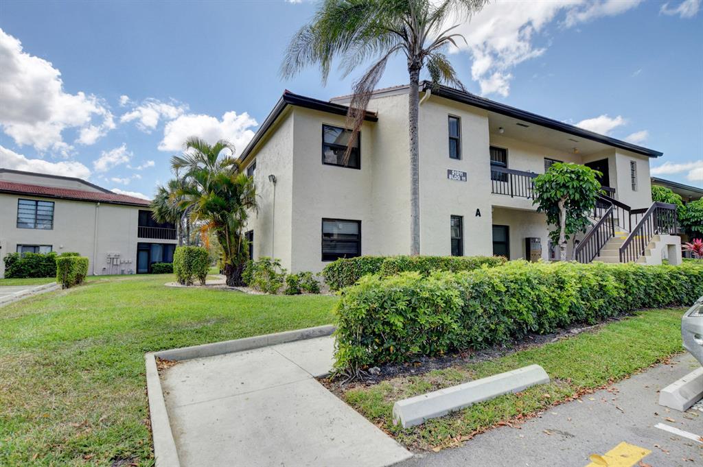 Fairways Of Boca Lago - Residential