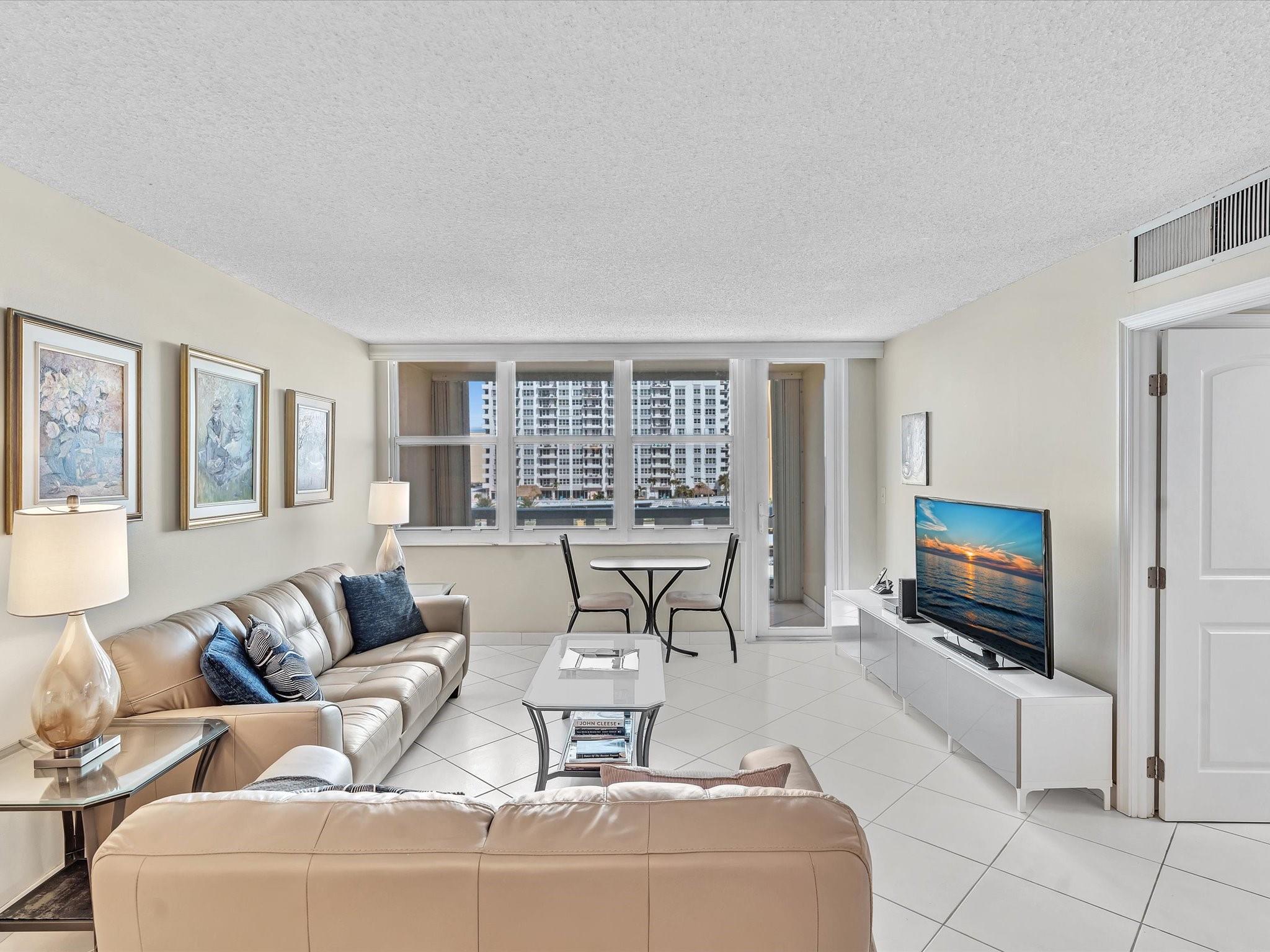 Jamaica House Condominium - Residential