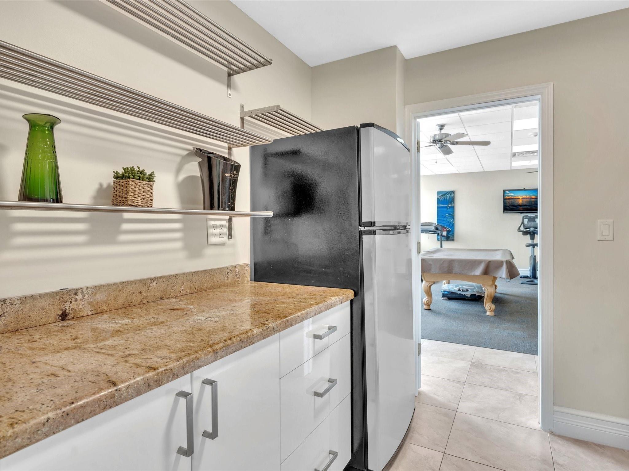 Jamaica House Condominium - Residential