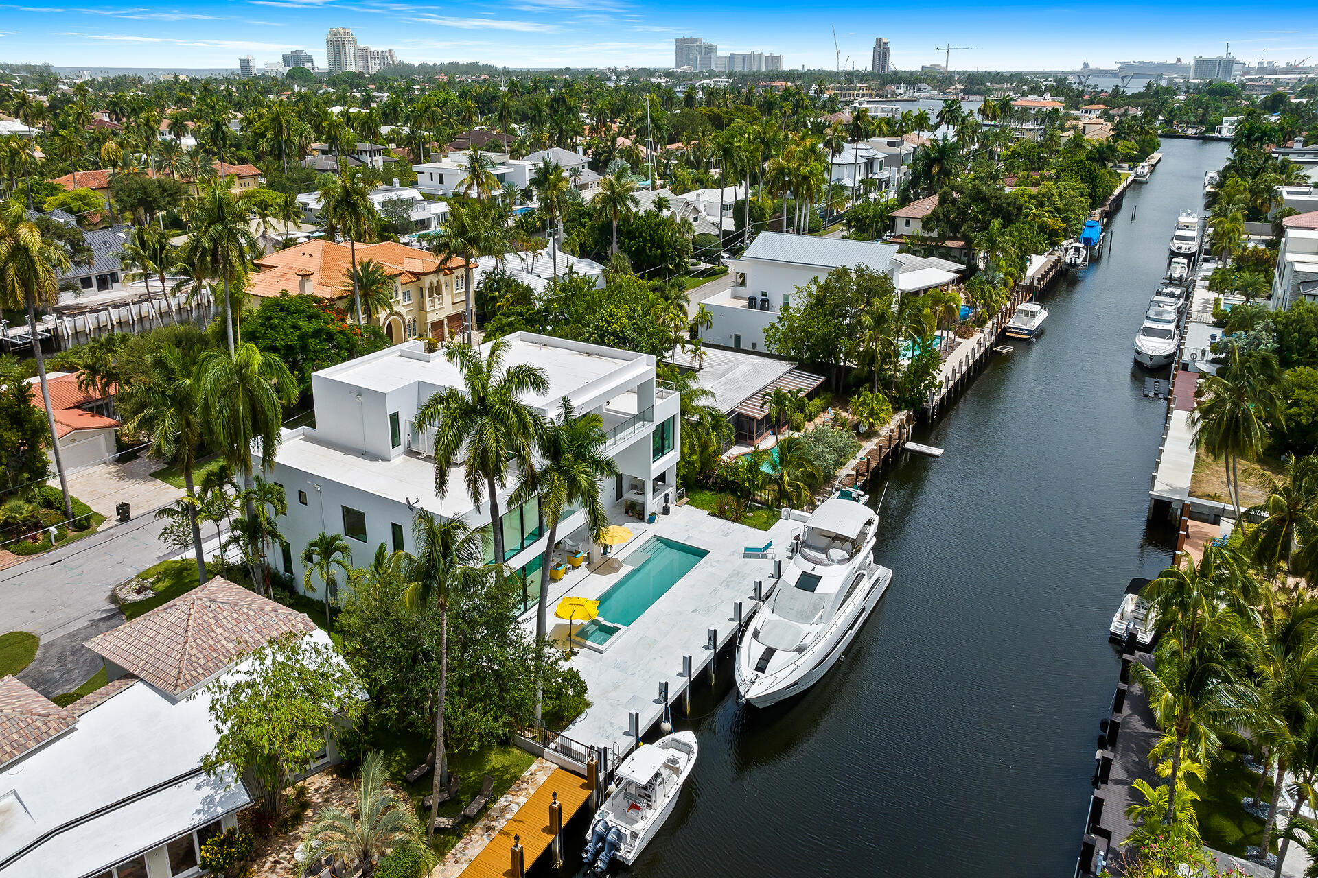 401 Lido Drive 401