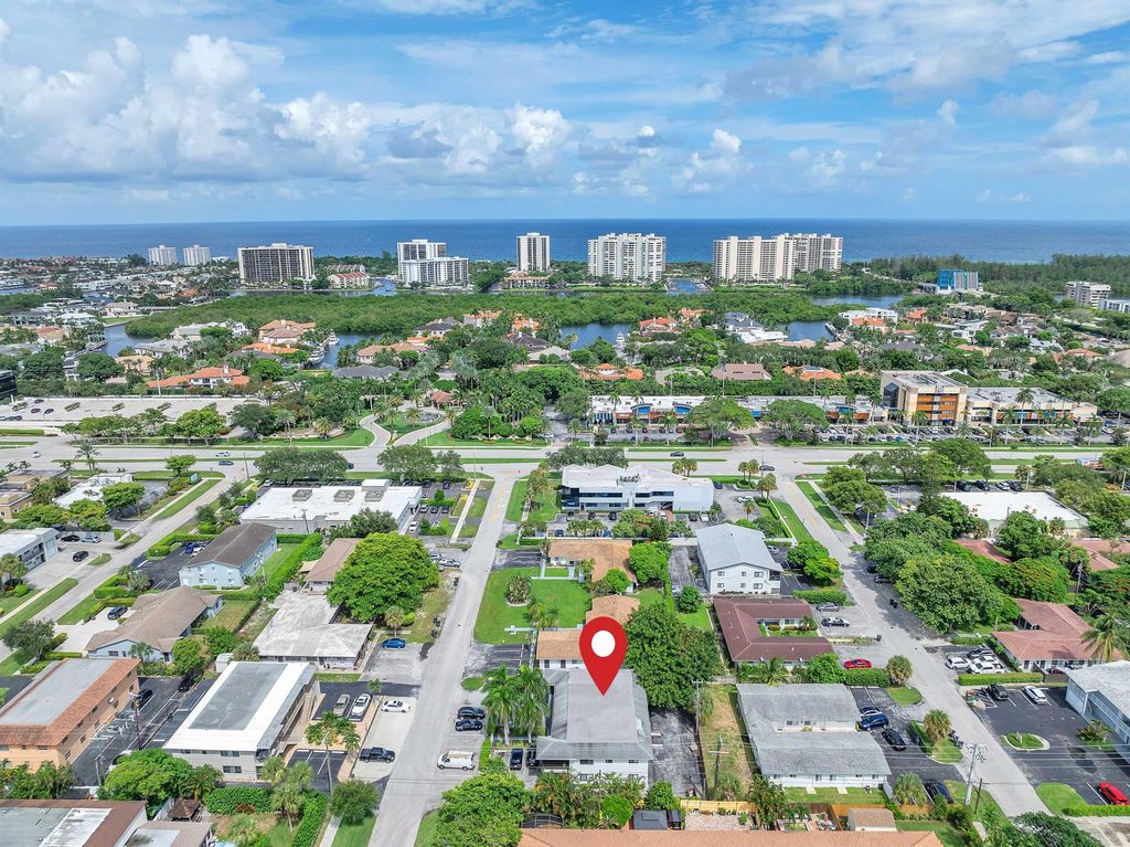 Photo of 520 NE 45th Street, Boca Raton, FL 33431 (MLS # R11125801)