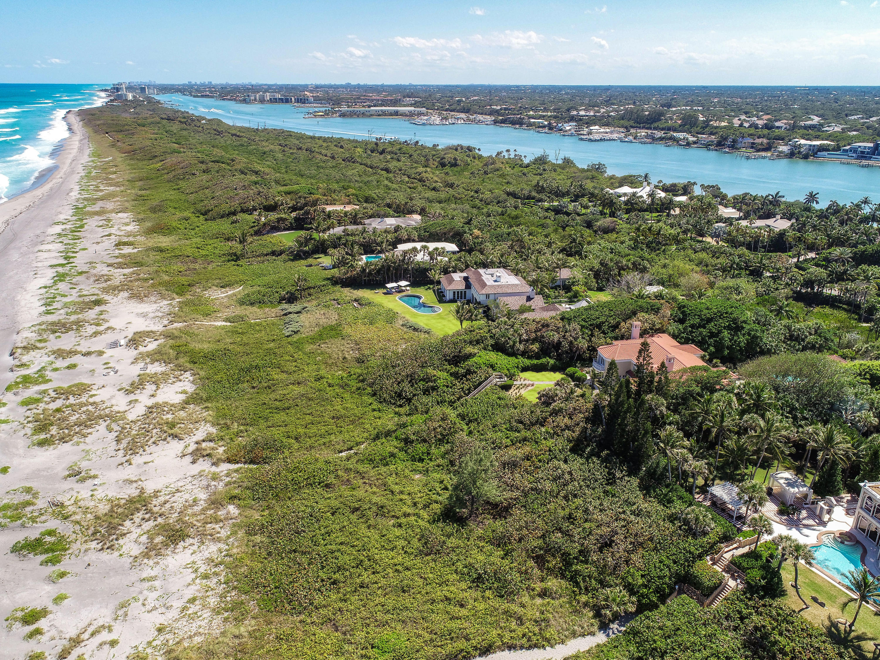 Blowing Rocks No 2 - Land