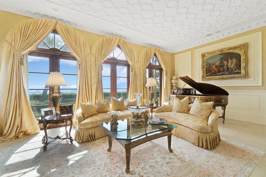 PALM BEACH ESTS PB IN - Residential