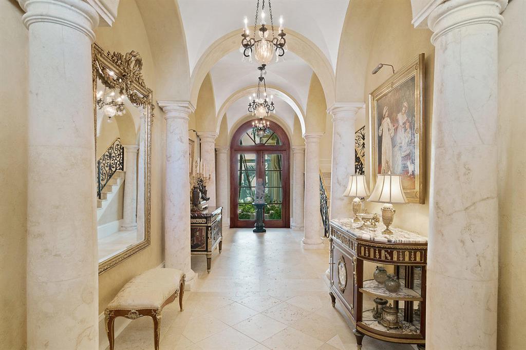 PALM BEACH ESTS PB IN - Residential