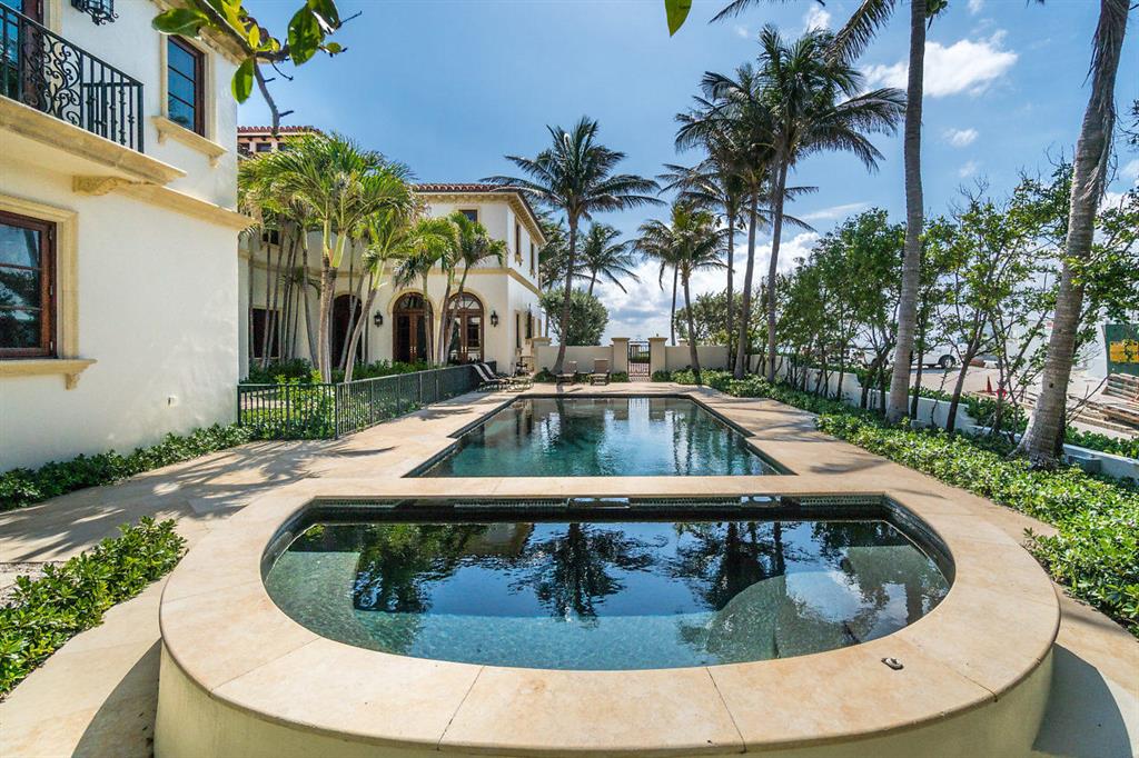 PALM BEACH ESTS PB IN - Residential