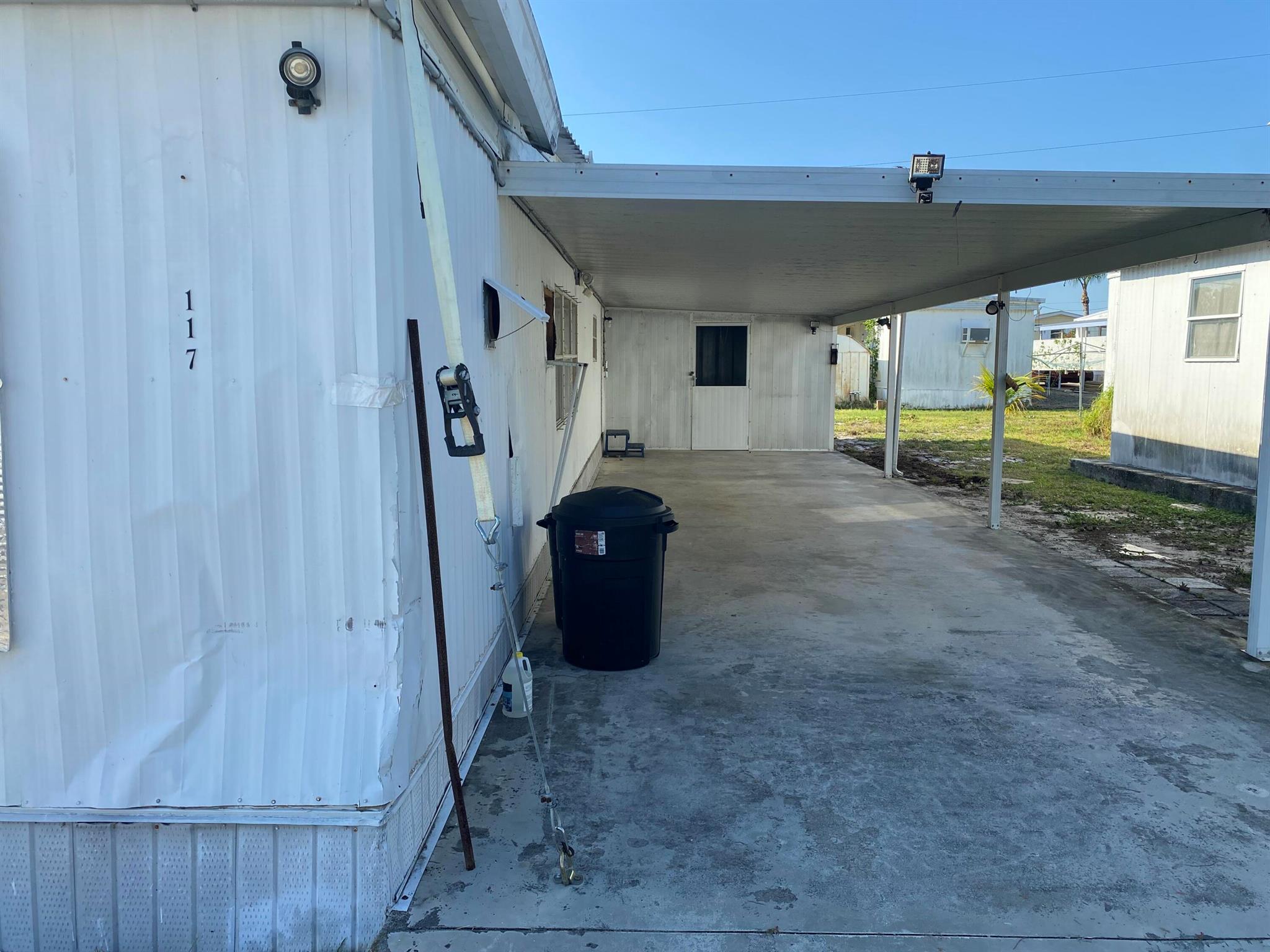 10885 SE Se Federal Hwy 117