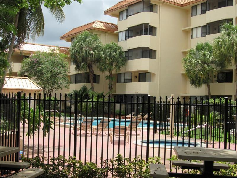 PLANTATION FOREST - Residential