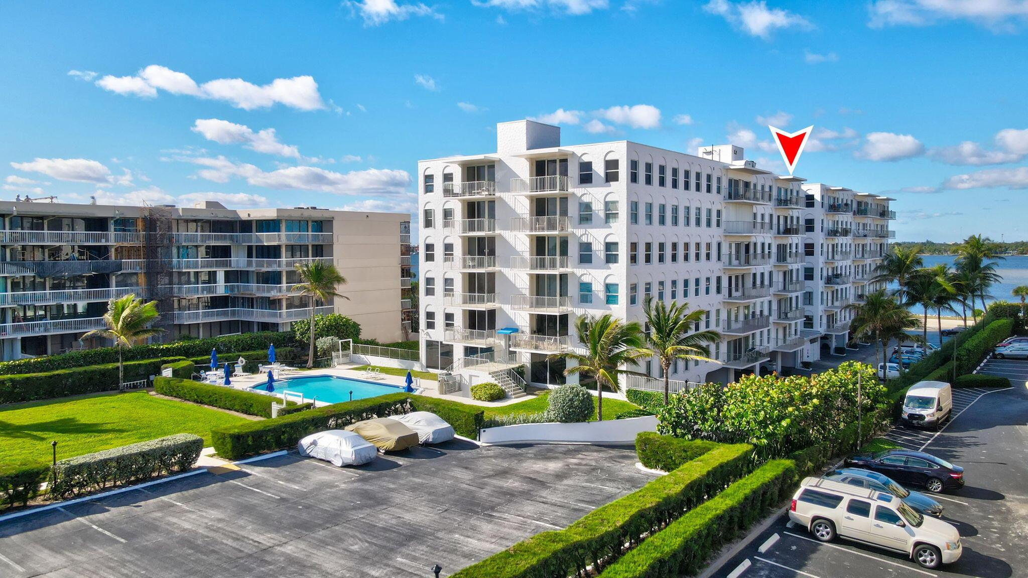 LA RENAISSANCE - Residential Lease