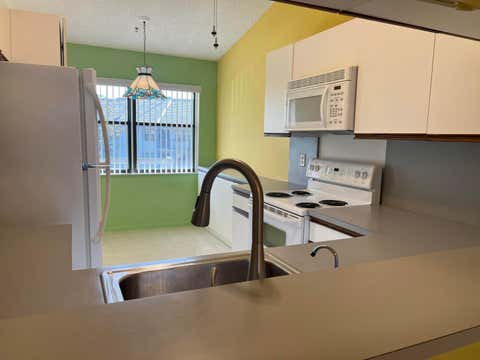 Property photo of 7649 Tahiti Lane 202, Lake Worth, FL 33467