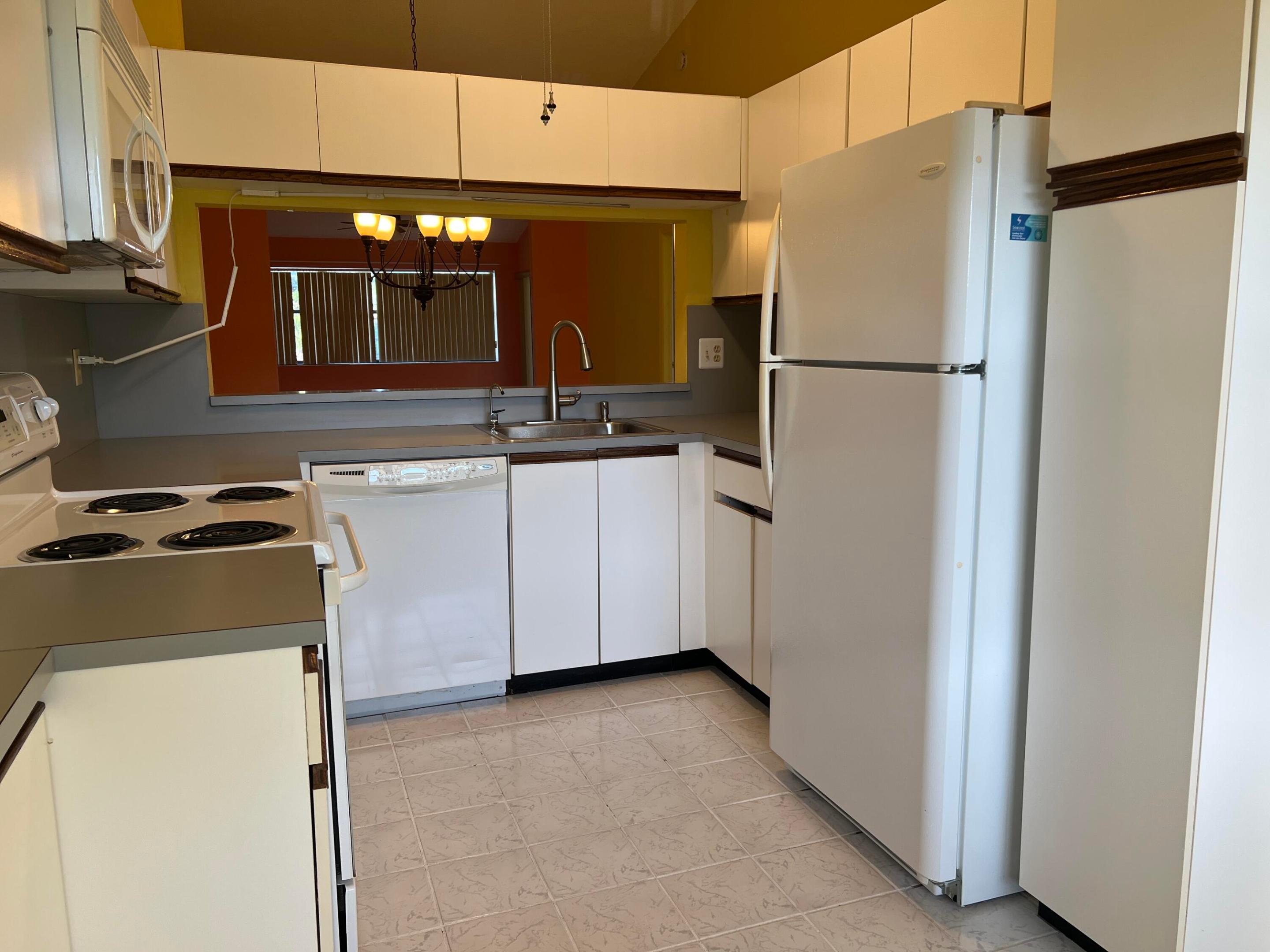 7649 Tahiti Lane 202