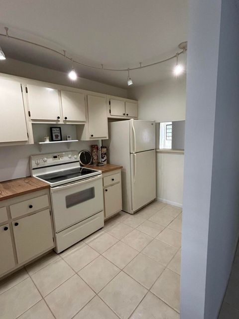 Tiny photo for 4700 Lucerne Lakes Boulevard #308, Lake Worth, FL 33467 (MLS # R11169839)