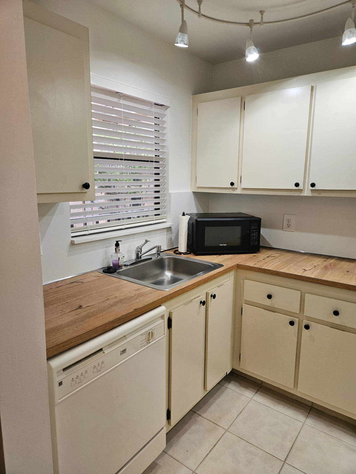 4700 Lucerne Lakes Boulevard 308