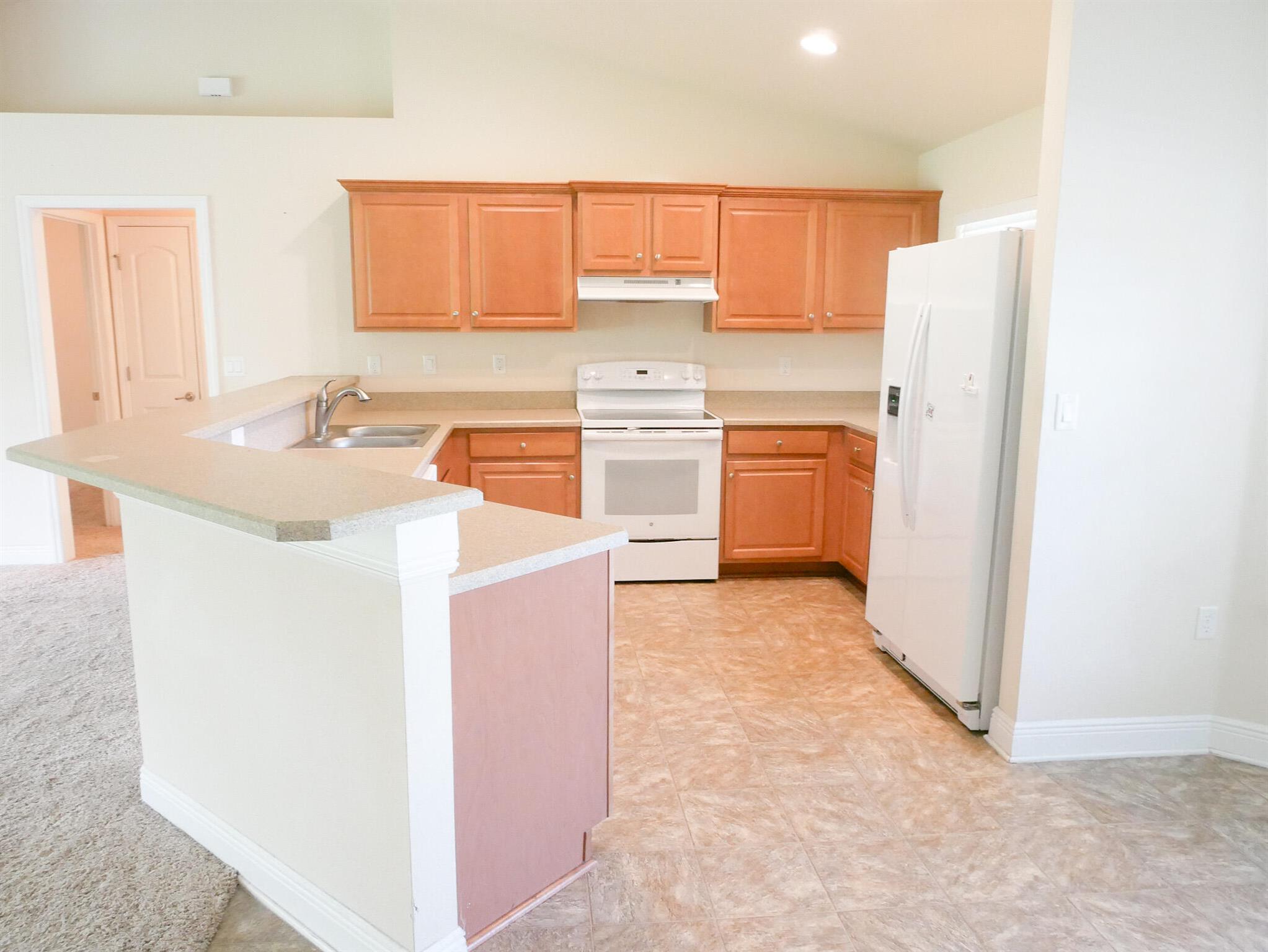 PORT MALABAR UNIT 37 - Residential Lease