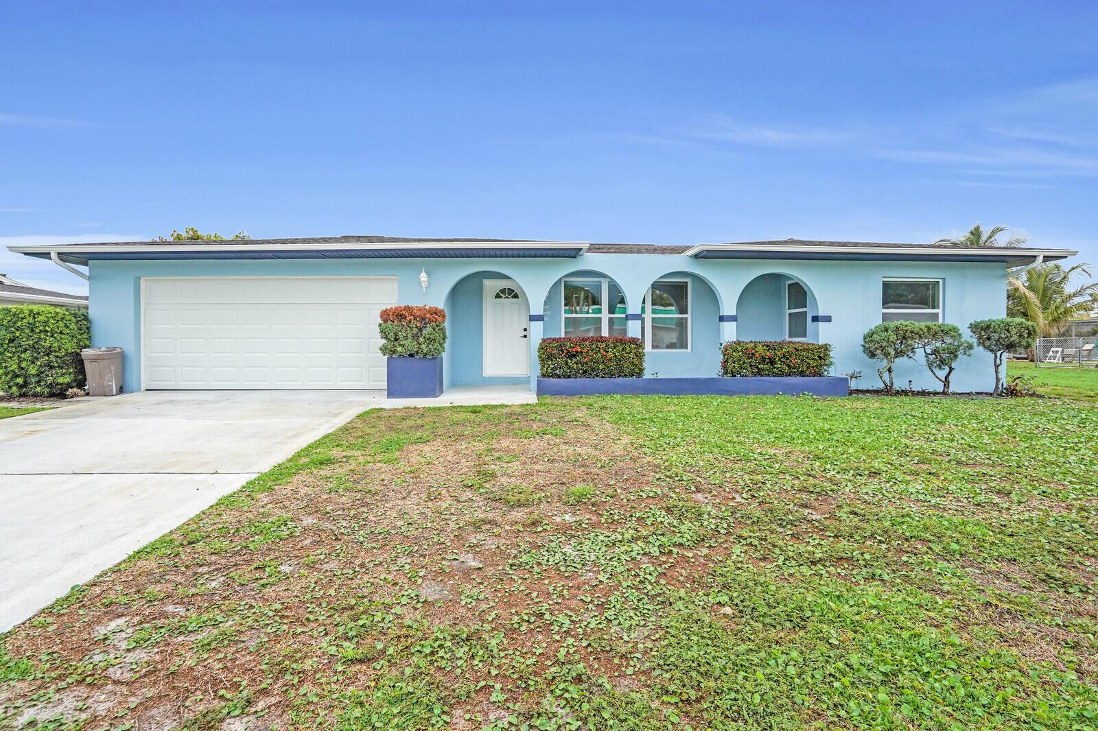 865 SE Tierra Court