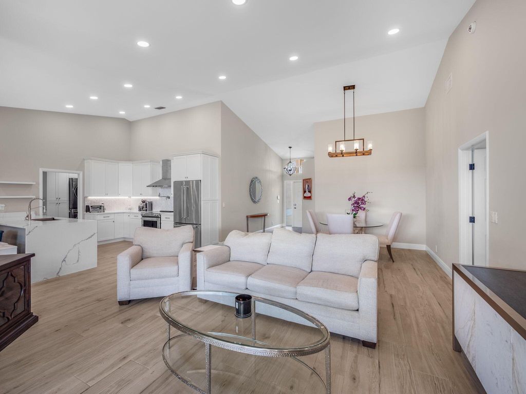 Photo of 1095 Roble Way, Palm Beach Gardens, FL 33410 (MLS # R11142156)