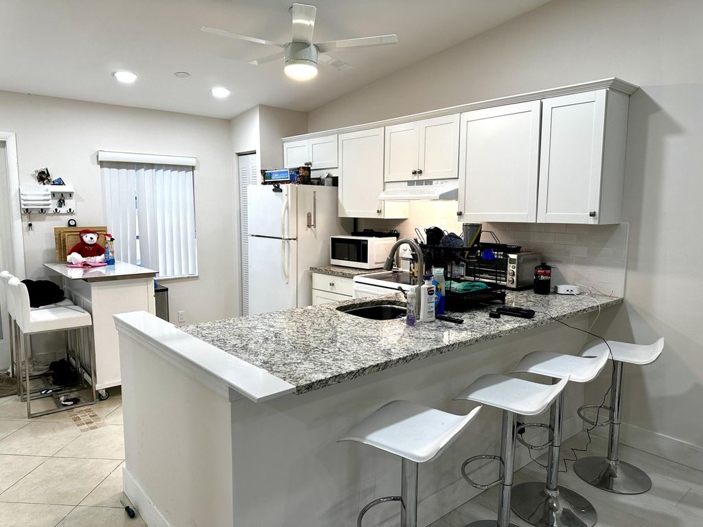 Photo of 8644 Overset Lane, Boca Raton, FL 33496 (MLS # R10998964)