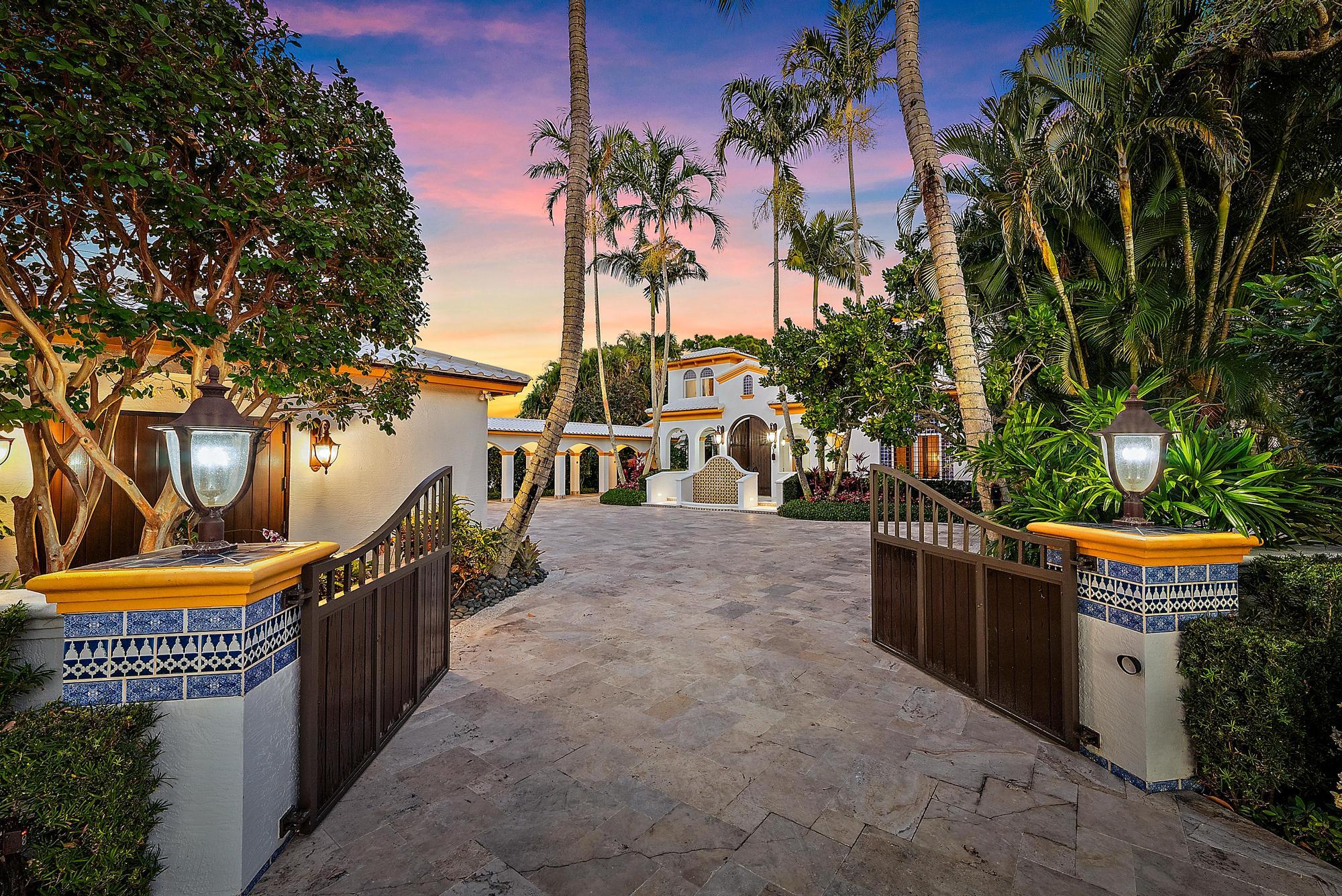 COMMODORES POCKET - Residential