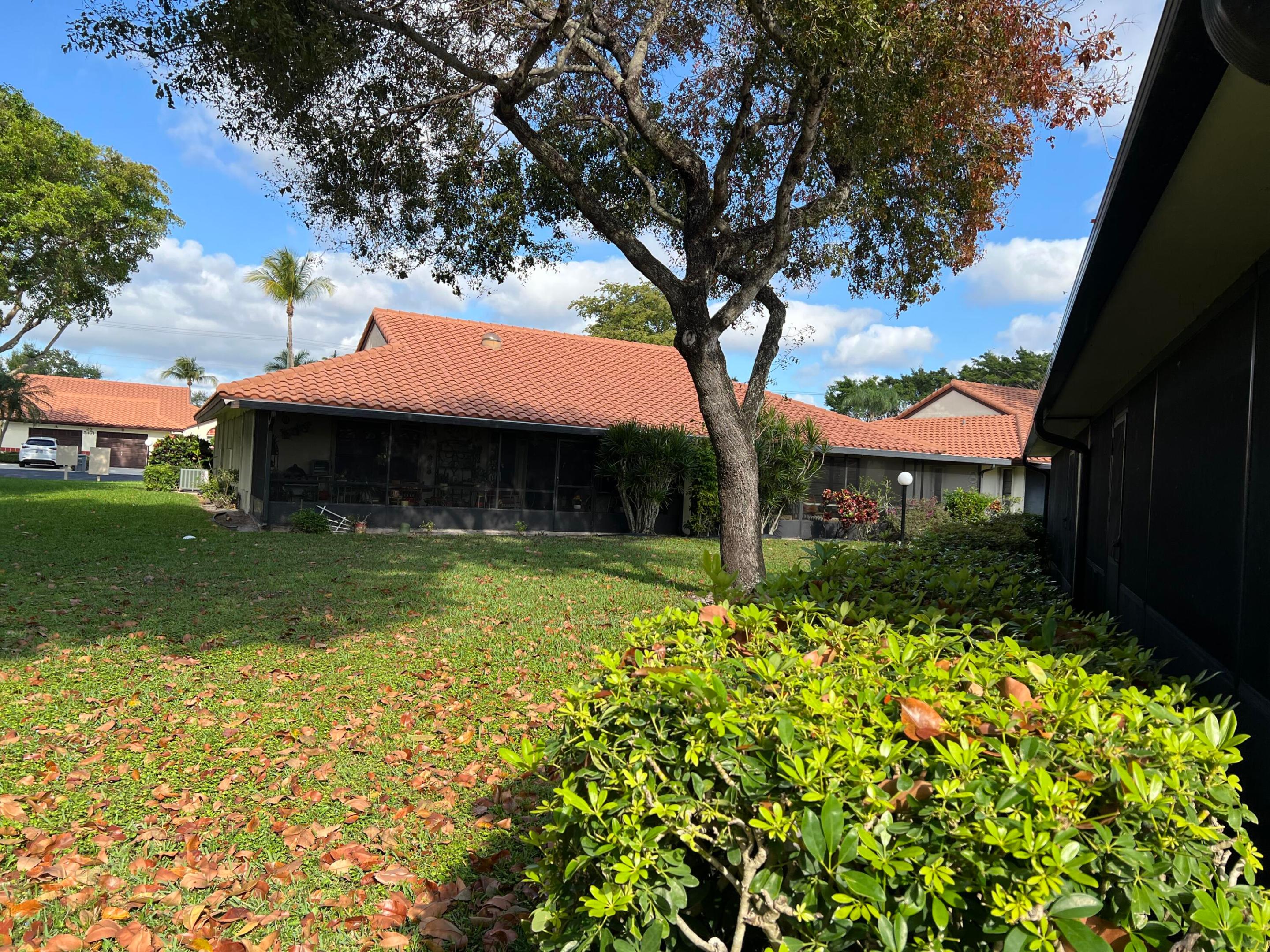 PALM CHASE CONDO - Residential