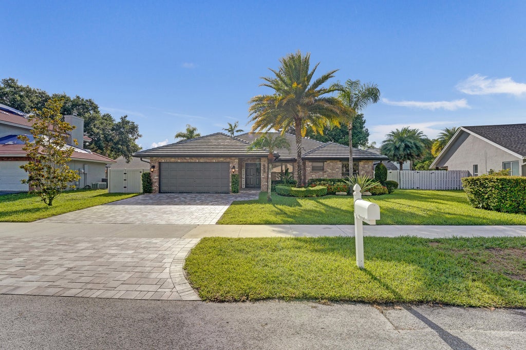Photo of 800 Blue Ridge Way, Davie, FL 33325 (MLS # B26043699)