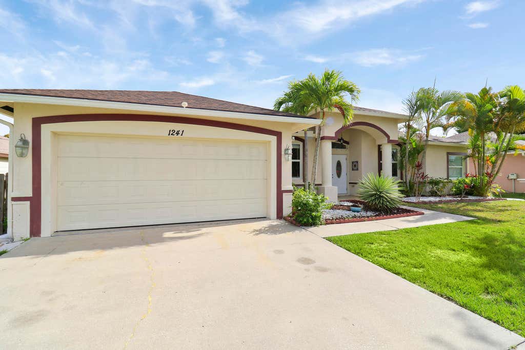 Photo of 1241 SW San Esteban Avenue, Port Saint Lucie, FL 34953 (MLS # R10989269)