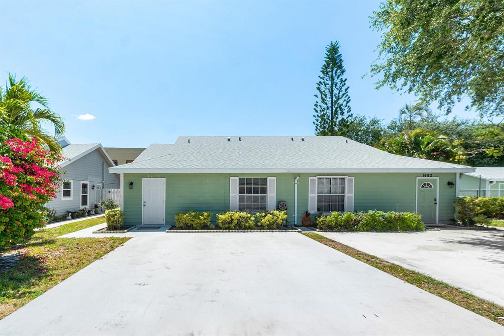 Photo of 1478 Royal Forest Court, West Palm Beach, FL 33406 (MLS # R11120670)