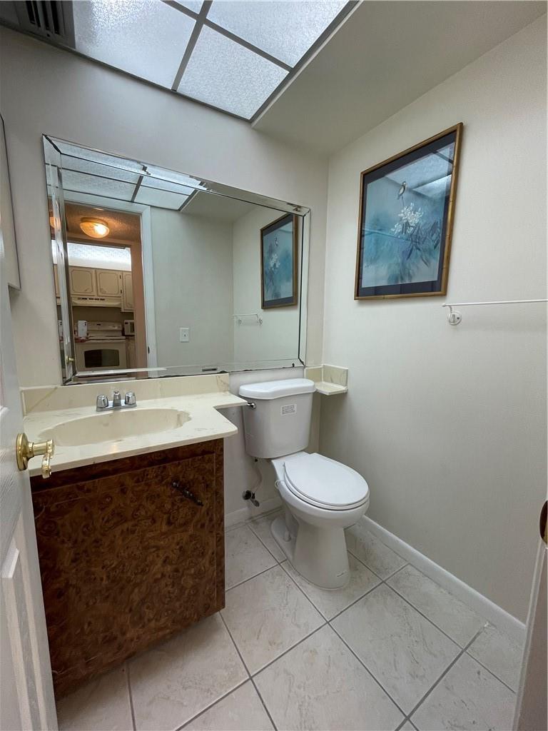 Isle Sandalfoot Condo 01- - Residential Lease