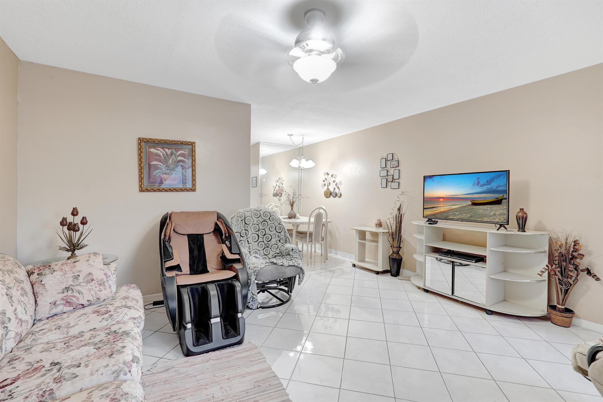 15610 NE 6th Avenue NE 10c