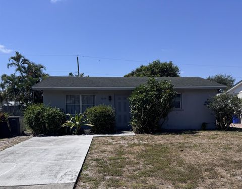 5654 Papaya Road Royal Palm Estates FL 33413