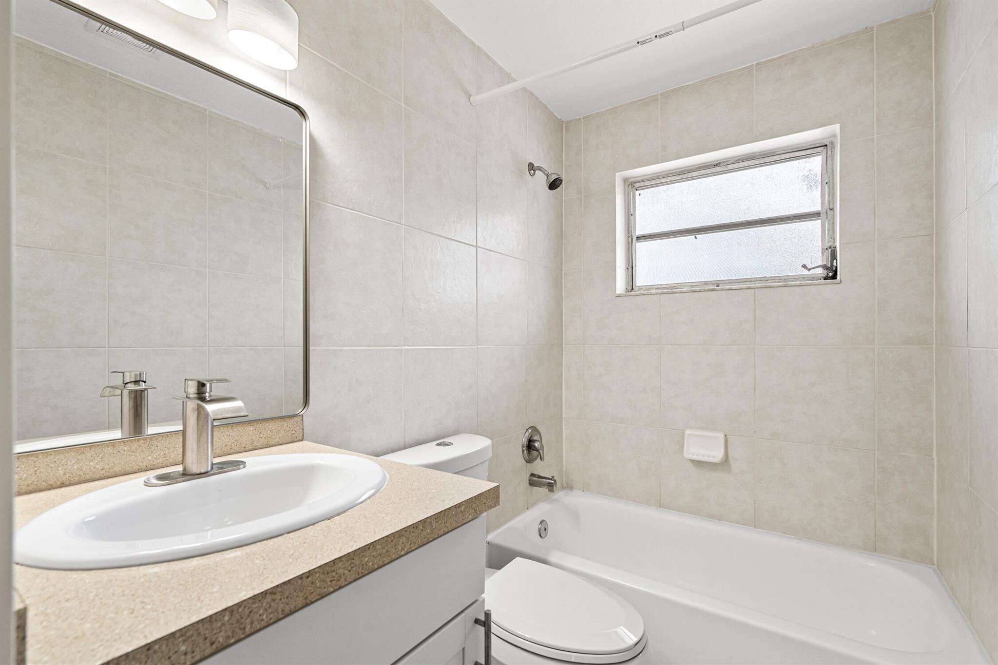 BOCA RATON HILLS SEC 2 - Residential Lease