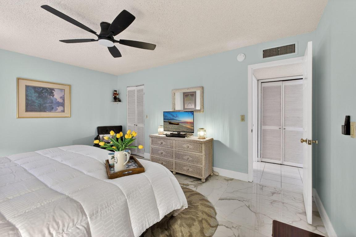 GOLF VILLAS CONDO - Residential