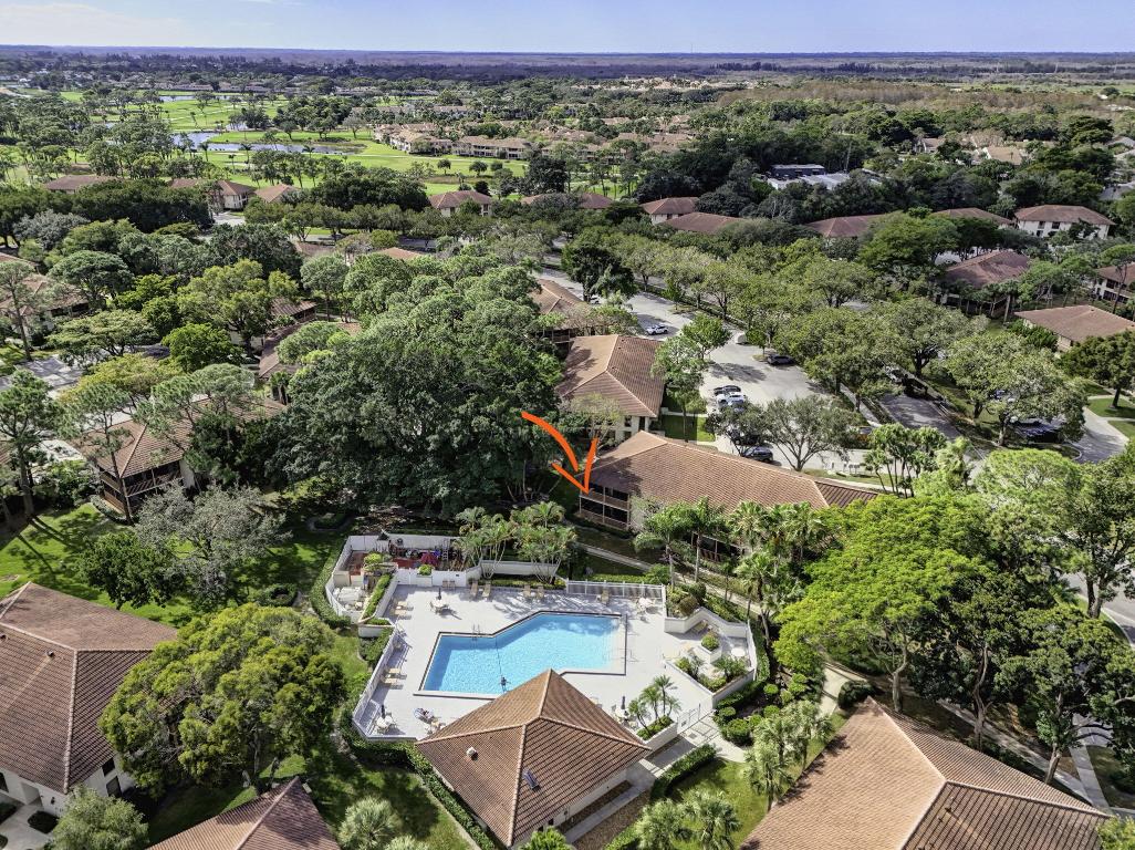 GOLF VILLAS CONDO - Residential