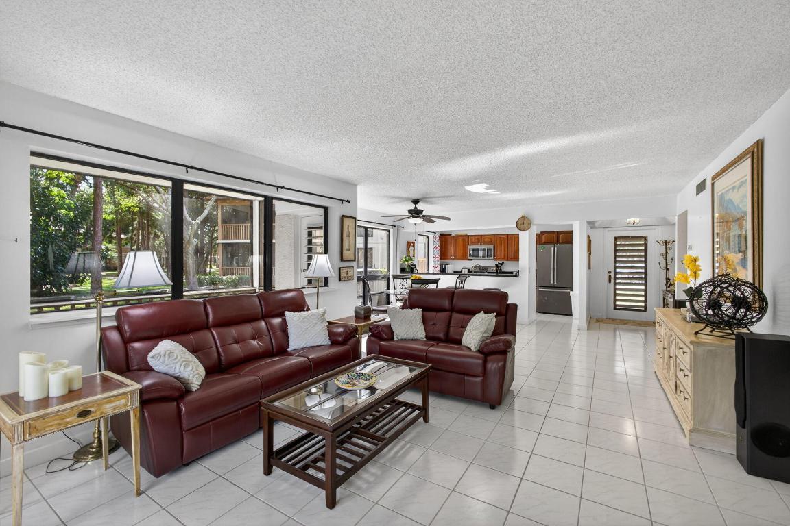 GOLF VILLAS CONDO - Residential