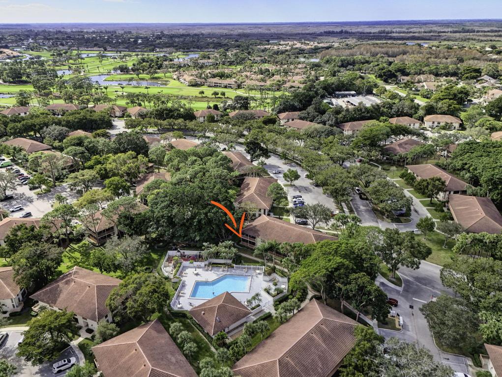 GOLF VILLAS CONDO - Residential