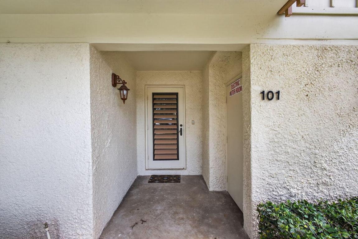 GOLF VILLAS CONDO - Residential