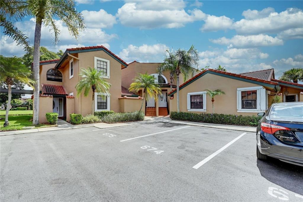 Lakeview Courts - Residential