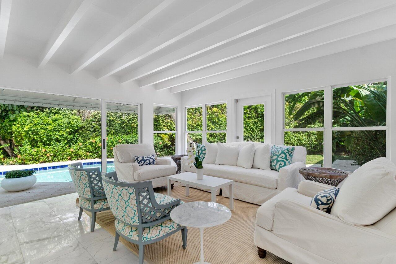 JAMAICA LANE IN - Residential