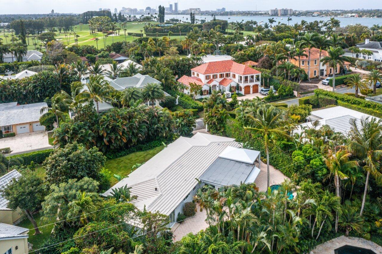 JAMAICA LANE IN - Residential