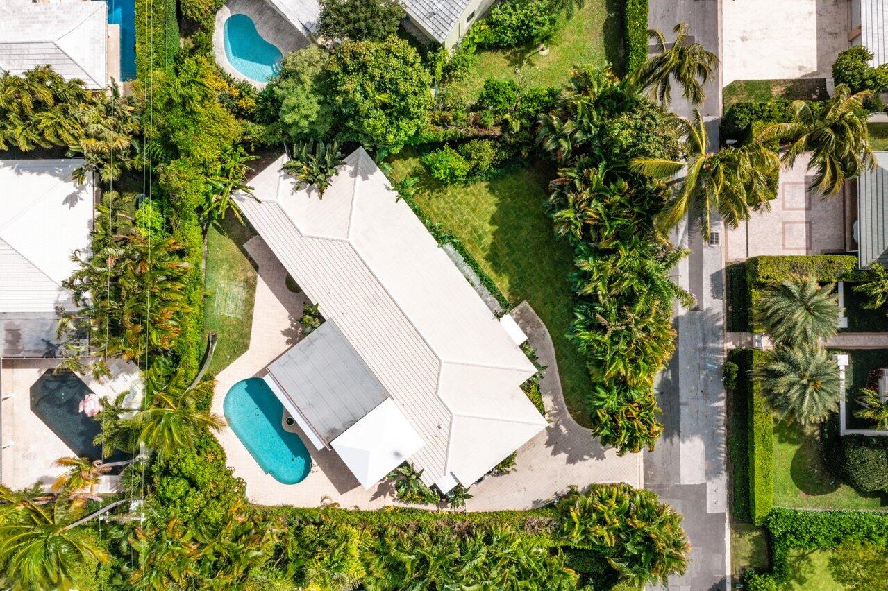 JAMAICA LANE IN - Residential