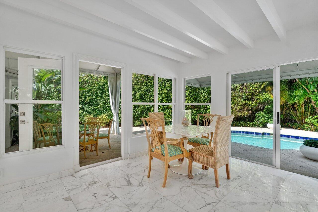 JAMAICA LANE IN - Residential