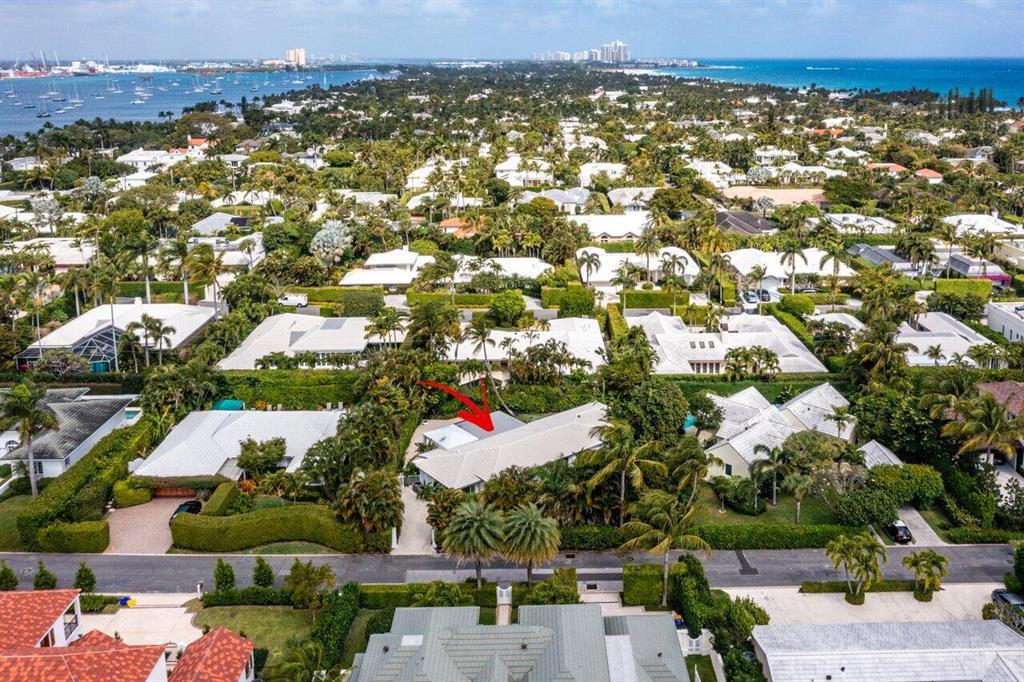 JAMAICA LANE IN - Residential