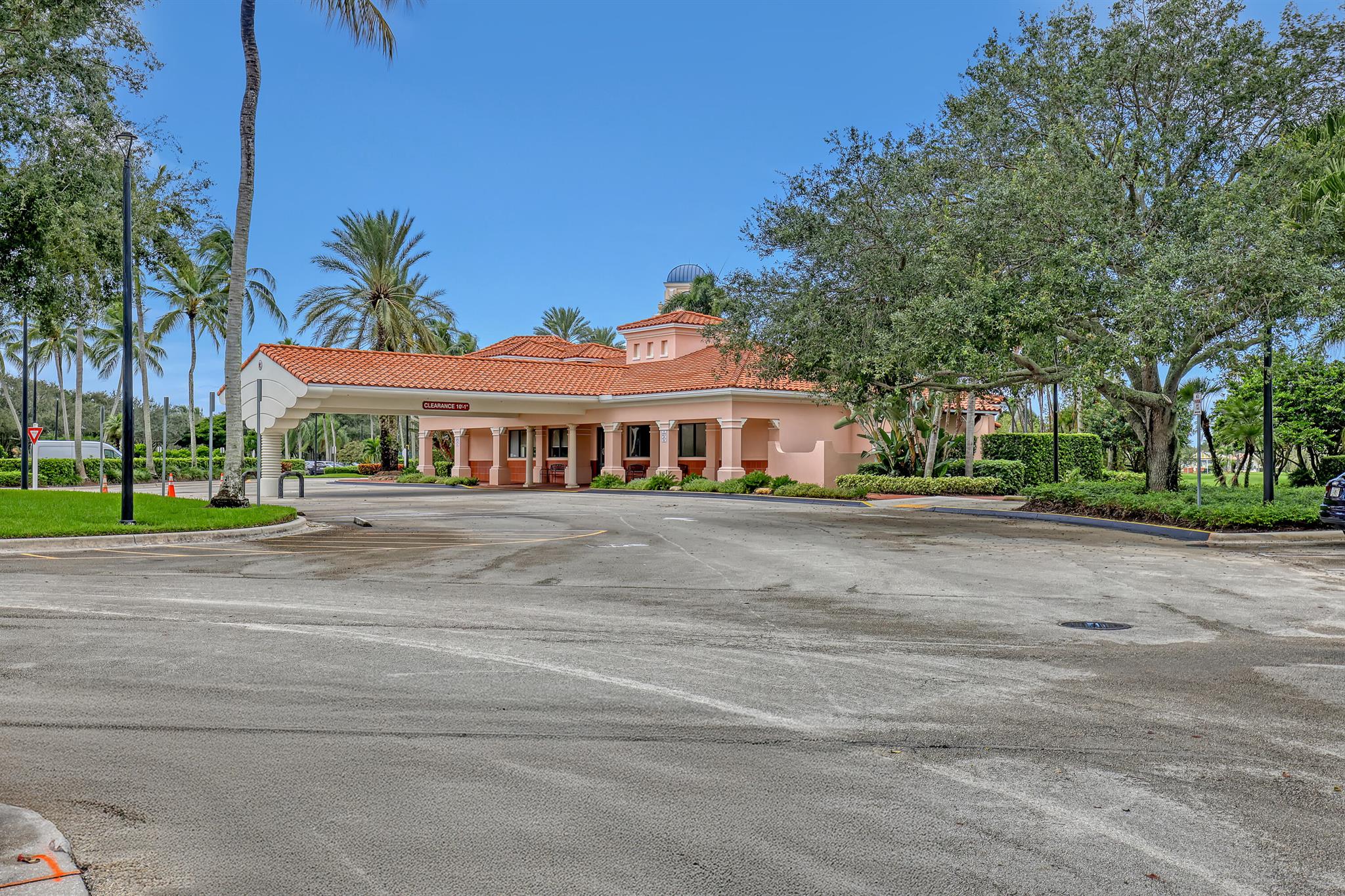 RIVERWALK 4 - Residential