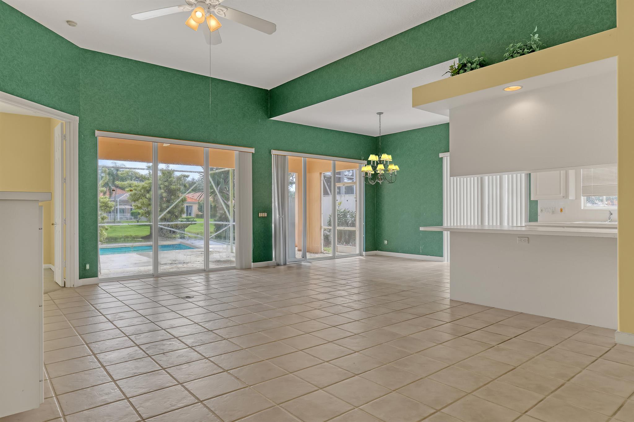 RIVERWALK 4 - Residential