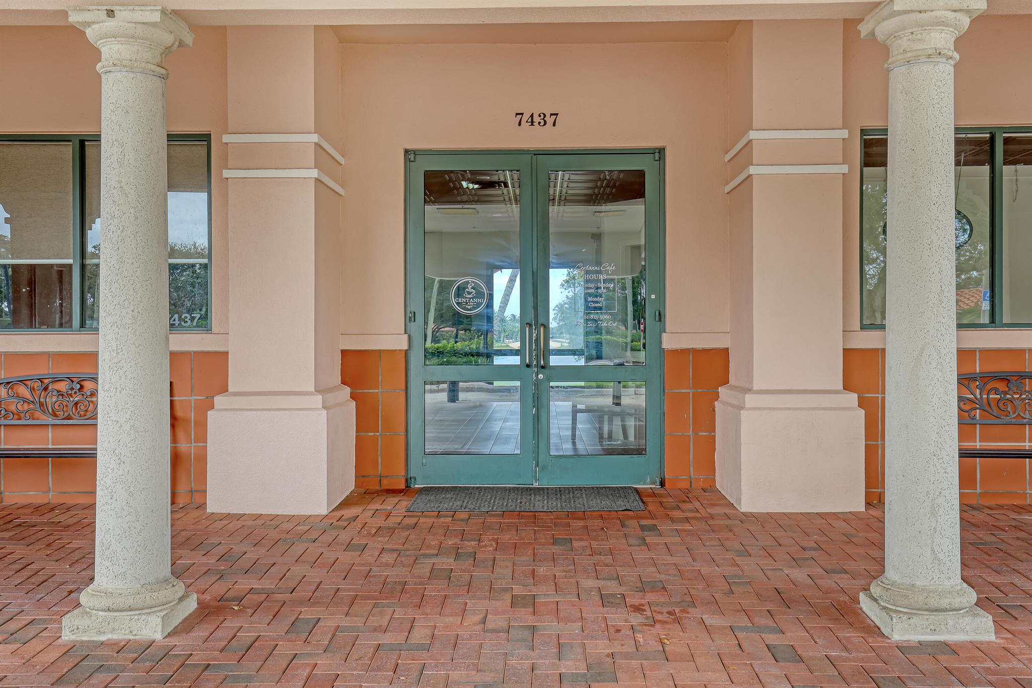 RIVERWALK 4 - Residential