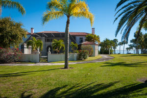 C W RINEHARD PROPERTY S/D - Residential