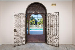 C W RINEHARD PROPERTY S/D - Residential