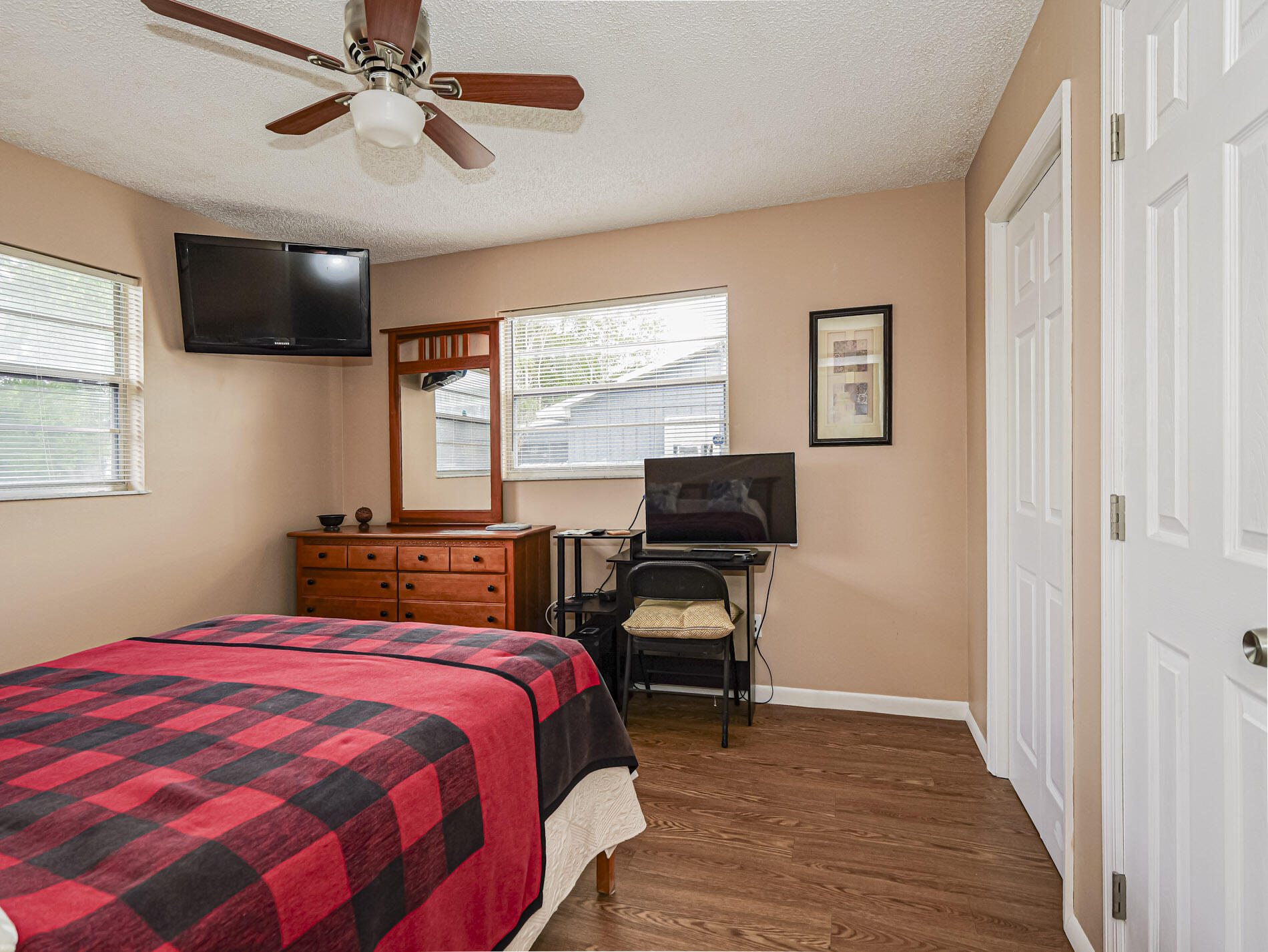 SEBASTIAN HIGHLANDS UNIT 8 - Residential