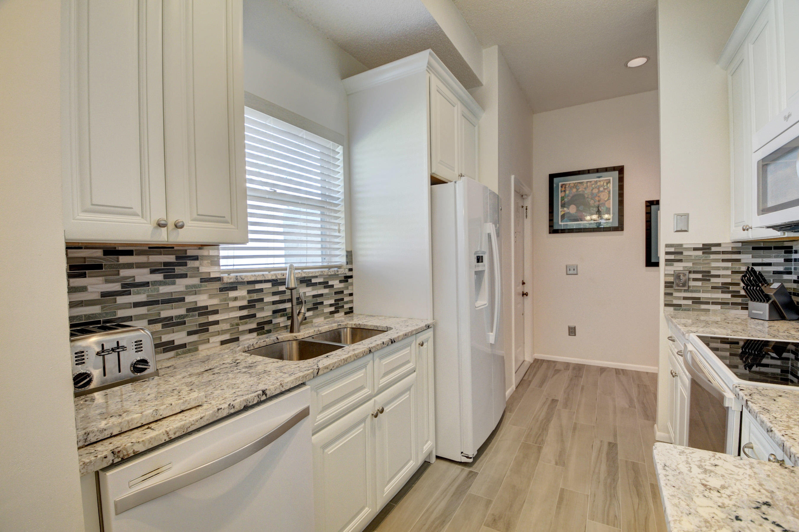 WATERCHASE WEST - Residential