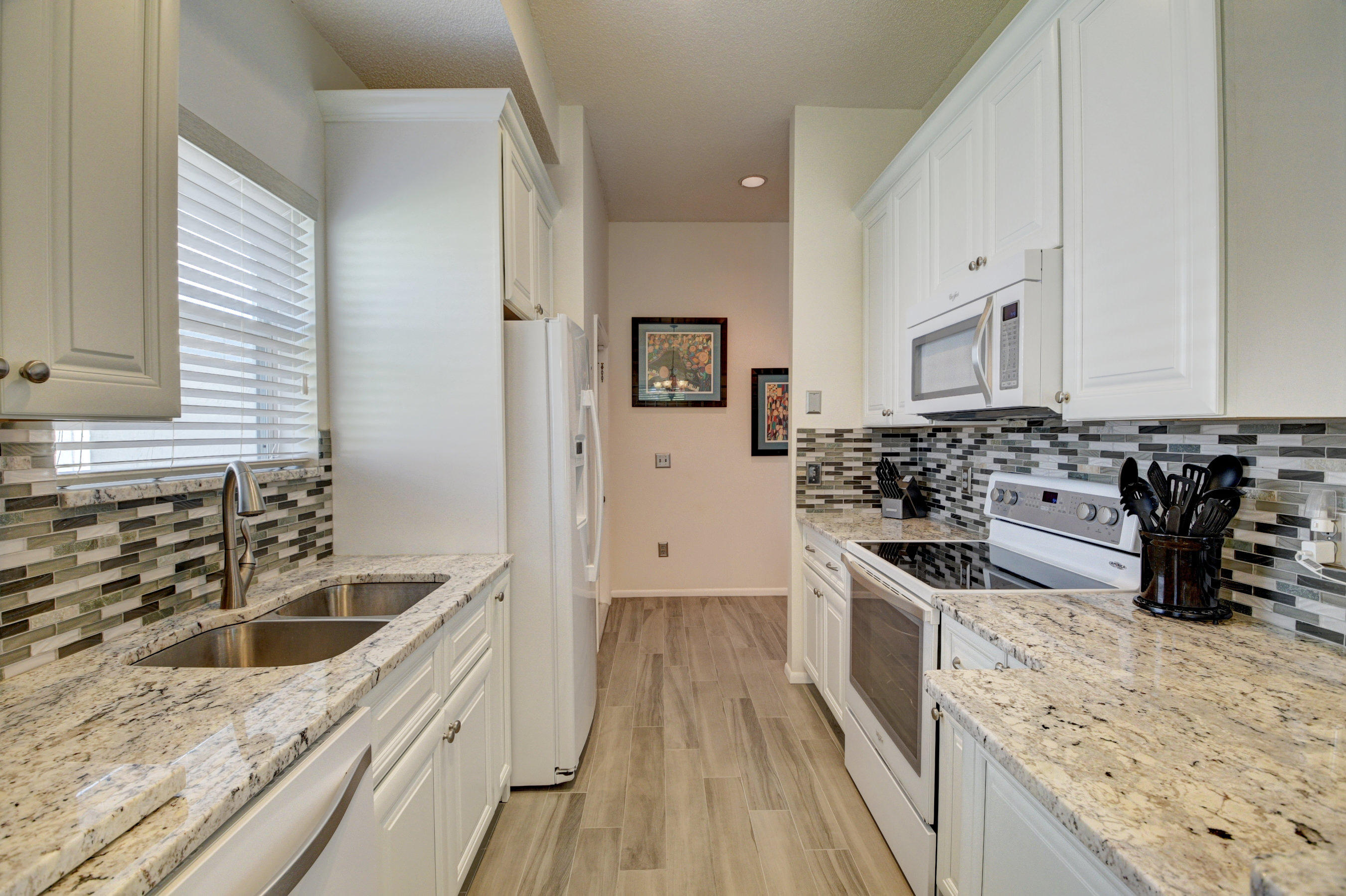 WATERCHASE WEST - Residential